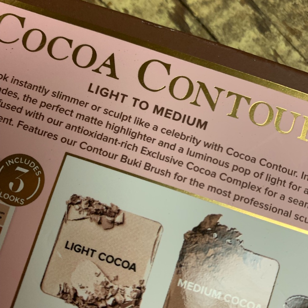 Too faced contour.